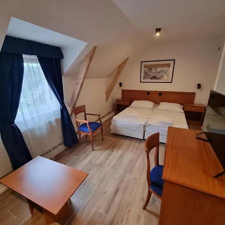 Wellness Horse Farm Guest house Bravantice
